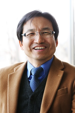 Professor Hak-Sung Kim from Department of Biological Sciences.