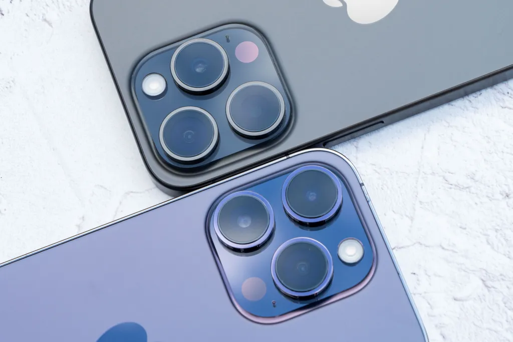 A Visual Conundrum: Spot the differences between iPhone 15 Pro & 14 Pro?