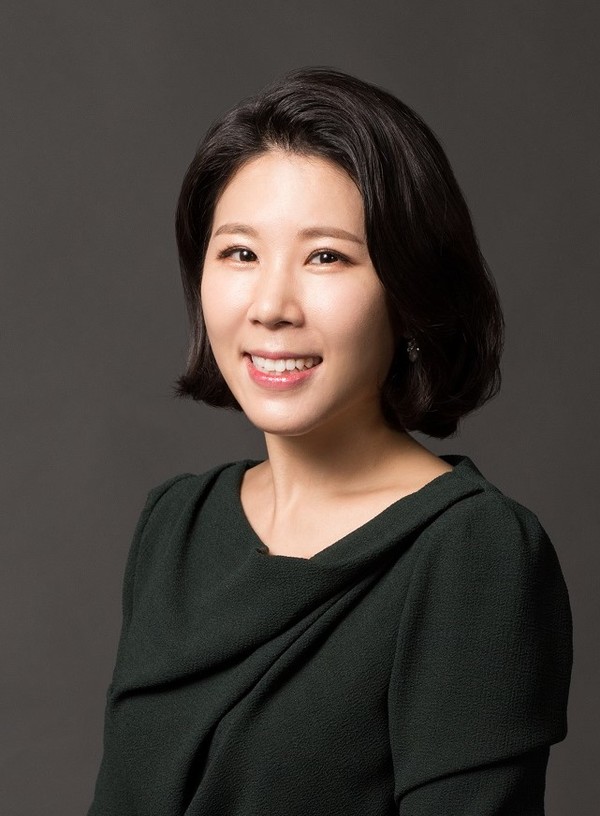 Professor Meeyoung Cha.